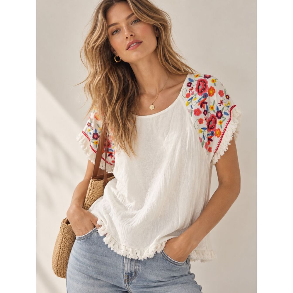 Umgee Floral Embroidered Linen Cotton Fringe Top Boho Peasant Blouse M